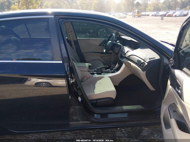 46344718 :رقم المزاد ، 1HGCR2F7XFA040092 vin ، 2015 Honda Accord Ex مزاد بيع