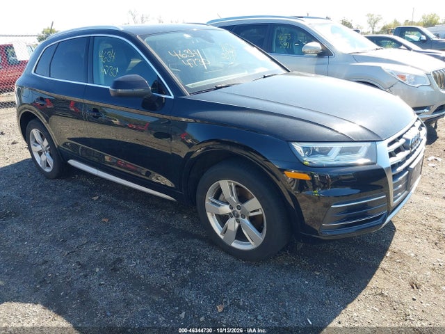 2018 Audi Q5 2.0t Premium/2.0t Tech Premium მანქანა იყიდება აუქციონზე, vin: WA1BNAFY5J2004381, აუქციონის ნომერი: 46344730