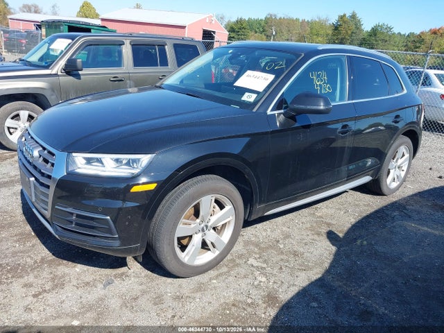 2018 Audi Q5 2.0t Premium/2.0t Tech Premium მანქანა იყიდება აუქციონზე, vin: WA1BNAFY5J2004381, აუქციონის ნომერი: 46344730