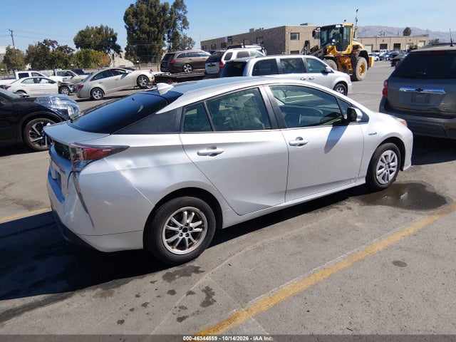 JTDKBRFU5H3036102 Toyota Prius Two