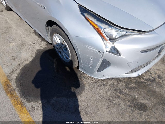 JTDKBRFU5H3036102 Toyota Prius Two