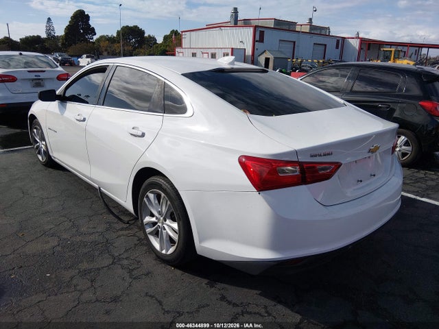Chevrolet MALIBU LT 2018 1G1ZD5ST3JF189847 Image 3