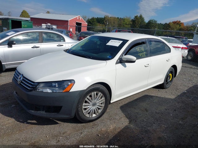 Продажа на аукционе авто 2015 Volkswagen Passat 1.8t S, vin: 1VWAT7A36FC099246, номер лота: 46344938