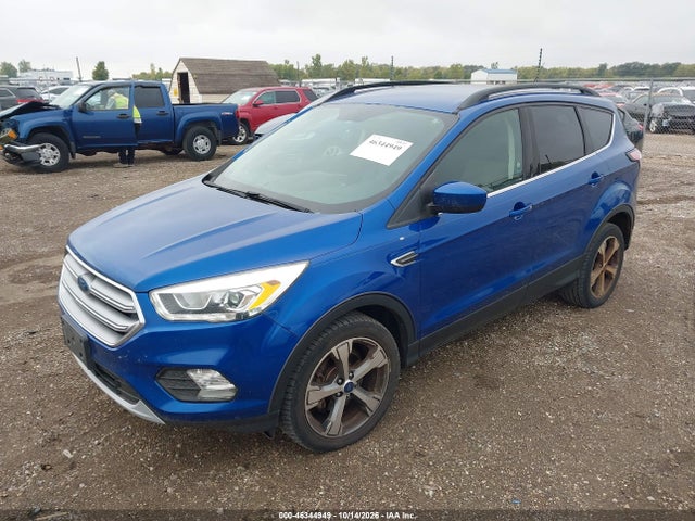 Продажа на аукционе авто 2017 Ford Escape Se, vin: 1FMCU0GD0HUD82217, номер лота: 46344949
