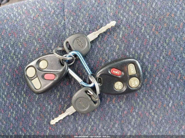 Продажа на аукционе авто 2000 Gmc Safari Sl, vin: 1GKDM19W0YB541427, номер лота: 46345086