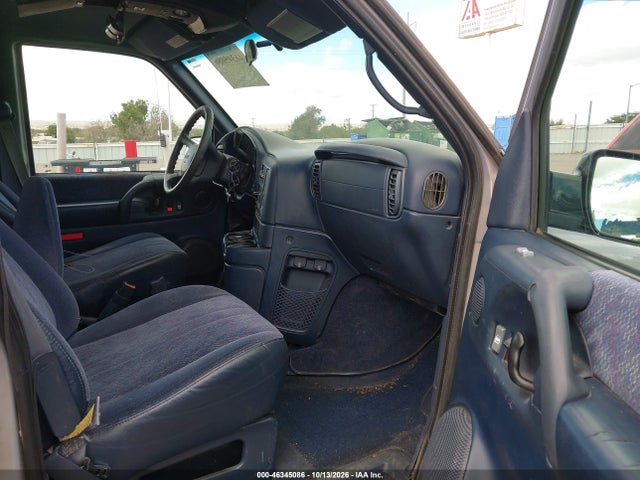 Продажа на аукционе авто 2000 Gmc Safari Sl, vin: 1GKDM19W0YB541427, номер лота: 46345086