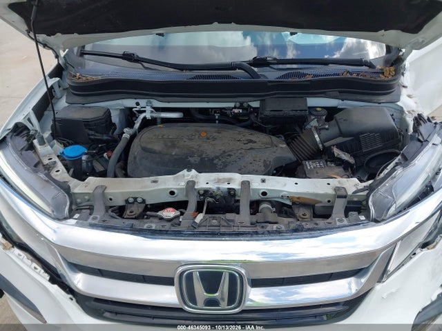 Продажа на аукционе авто 2022 Honda Pilot 2wd Touring 7 Passenger, vin: 5FNYF5H60NB003450, номер лота: 46345093