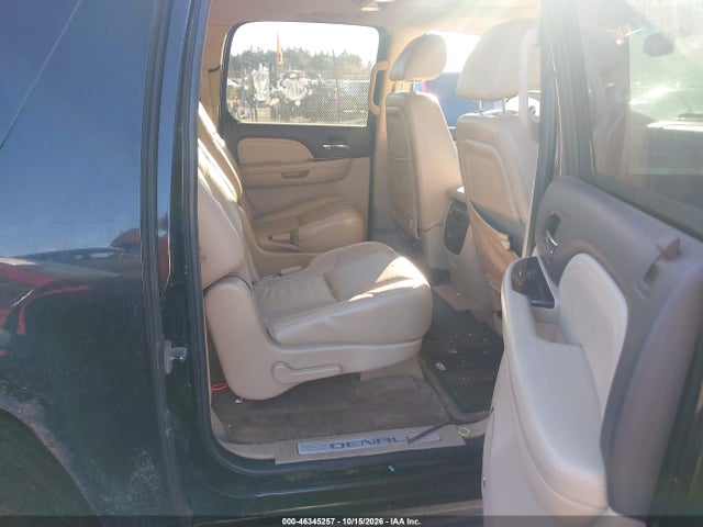 Продаж на аукціоні авто 2011 Gmc Yukon Xl 1500 Denali, vin: 1GKS2MEF2BR135460, номер лоту: 46345257
