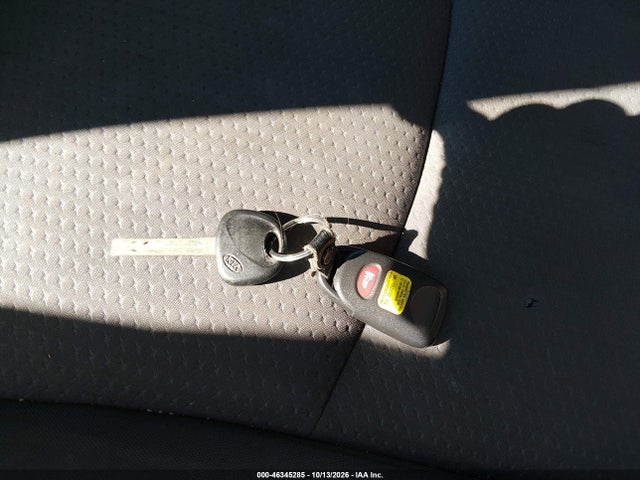 Продаж на аукціоні авто 2011 Kia Sorento Lx, vin: 5XYKT3A10BG150616, номер лоту: 46345285