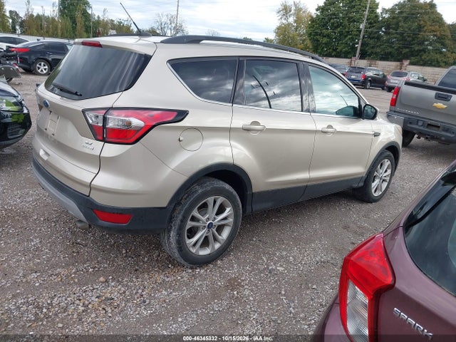 Продажа на аукционе авто 2018 Ford Escape Se, vin: 1FMCU0GD4JUA29257, номер лота: 46345332