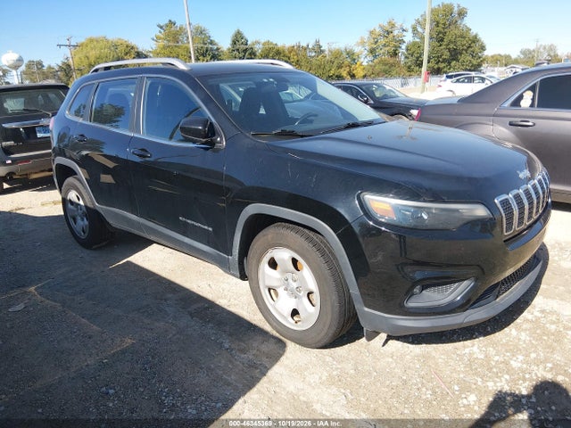 46345369 :رقم المزاد ، 1C4PJLCB2KD108755 vin ، 2019 Jeep Cherokee Latitude Fwd مزاد بيع