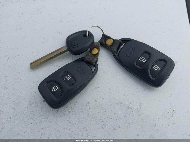 2015 Hyundai Accent Sport მანქანა იყიდება აუქციონზე, vin: KMHCU5AE4FU203818, აუქციონის ნომერი: 46345633