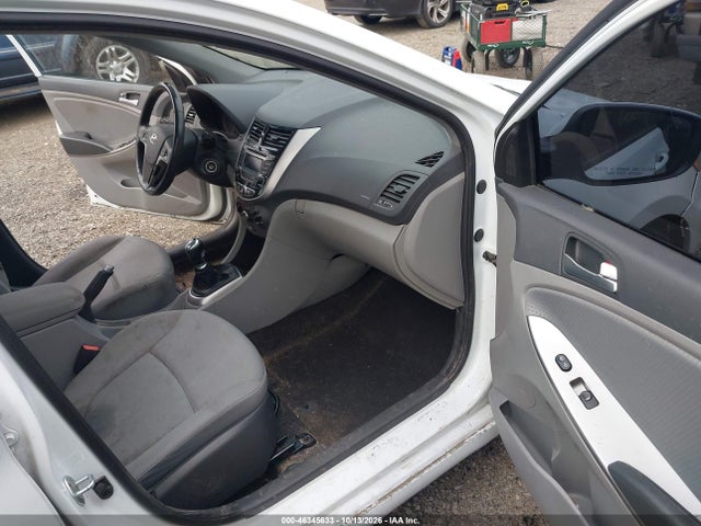2015 Hyundai Accent Sport მანქანა იყიდება აუქციონზე, vin: KMHCU5AE4FU203818, აუქციონის ნომერი: 46345633