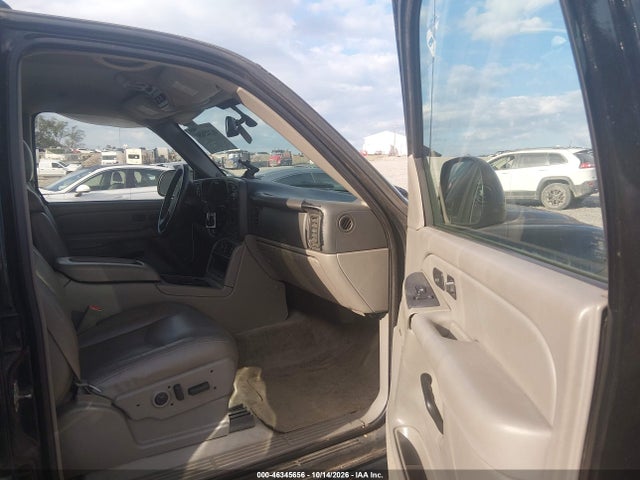 46345656 :رقم المزاد ، 1GNEK13Z24J238925 vin ، 2004 Chevrolet Tahoe Lt مزاد بيع