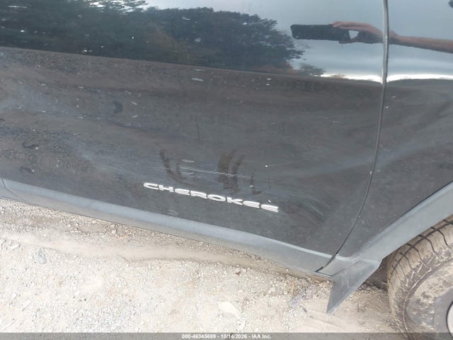 2019 Jeep Cherokee Latitude Plus 4x4 მანქანა იყიდება აუქციონზე, vin: 1C4PJMLB3KD404986, აუქციონის ნომერი: 46345699