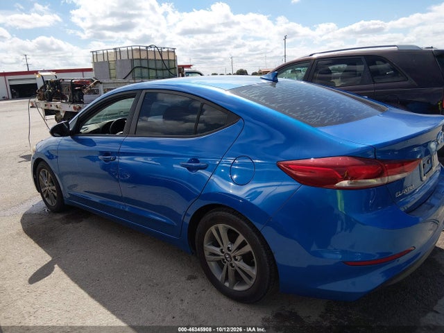 5NPD84LF2HH015311 Hyundai ELANTRA SE