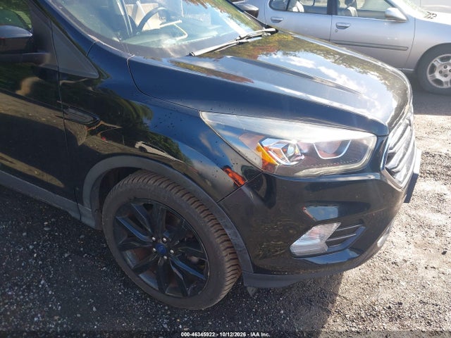 Продаж на аукціоні авто 2018 Ford Escape Se, vin: 1FMCU0GD8JUC67550, номер лоту: 46345922