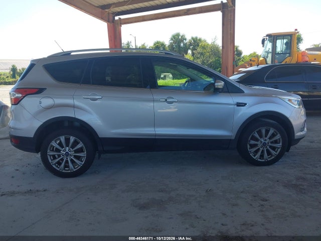 46346171 :رقم المزاد ، 1FMCU0J95JUD00654 vin ، 2018 Ford Escape Titanium مزاد بيع