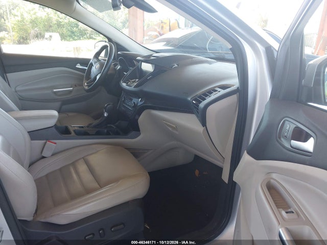 46346171 :رقم المزاد ، 1FMCU0J95JUD00654 vin ، 2018 Ford Escape Titanium مزاد بيع