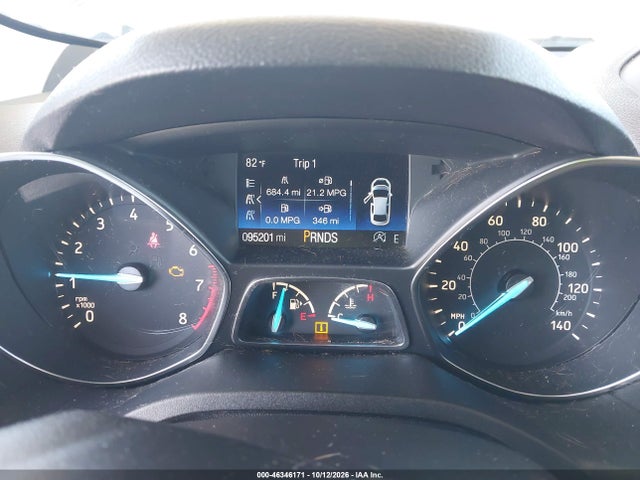46346171 :رقم المزاد ، 1FMCU0J95JUD00654 vin ، 2018 Ford Escape Titanium مزاد بيع