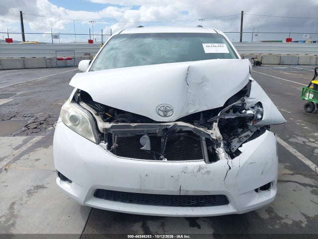 Aukcja sprzedaży 2015 Toyota Sienna Le 8 Passenger, vin: 5TDKK3DC5FS654510, numer aukcji: 46346283