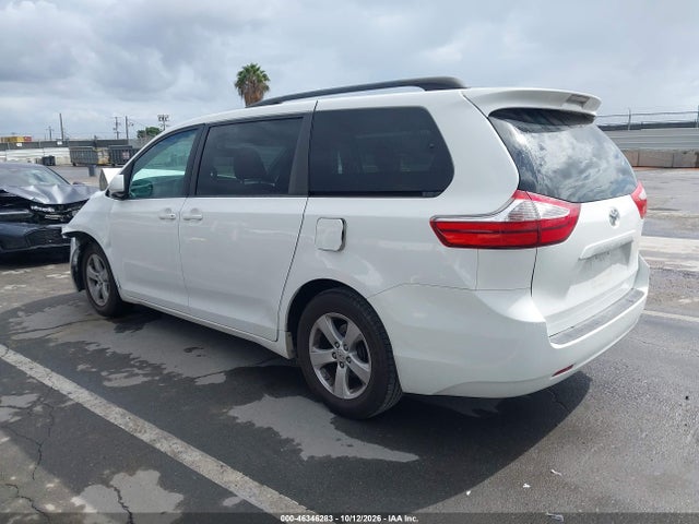 Aukcja sprzedaży 2015 Toyota Sienna Le 8 Passenger, vin: 5TDKK3DC5FS654510, numer aukcji: 46346283