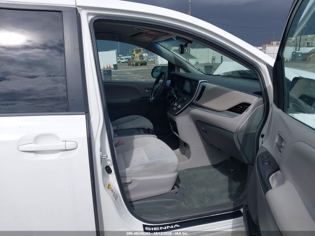 Aukcja sprzedaży 2015 Toyota Sienna Le 8 Passenger, vin: 5TDKK3DC5FS654510, numer aukcji: 46346283