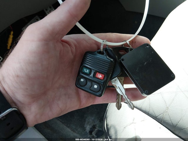 46346360 :رقم المزاد ، 1FAFP42X81F181182 vin ، 2001 Ford Mustang Gt مزاد بيع