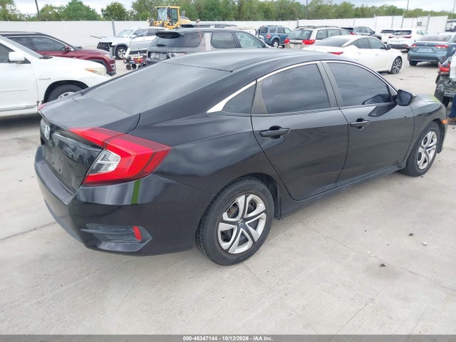 Продажа на аукционе авто 2018 Honda Civic Lx, vin: 19XFC2F58JE208037, номер лота: 46347144