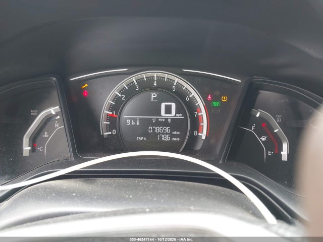 Продажа на аукционе авто 2018 Honda Civic Lx, vin: 19XFC2F58JE208037, номер лота: 46347144