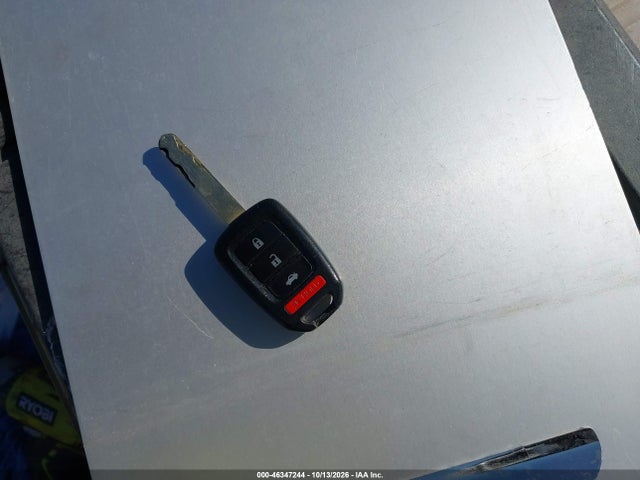 46347244 :رقم المزاد ، 19XFC2F60KE039996 vin ، 2019 Honda Civic Lx مزاد بيع