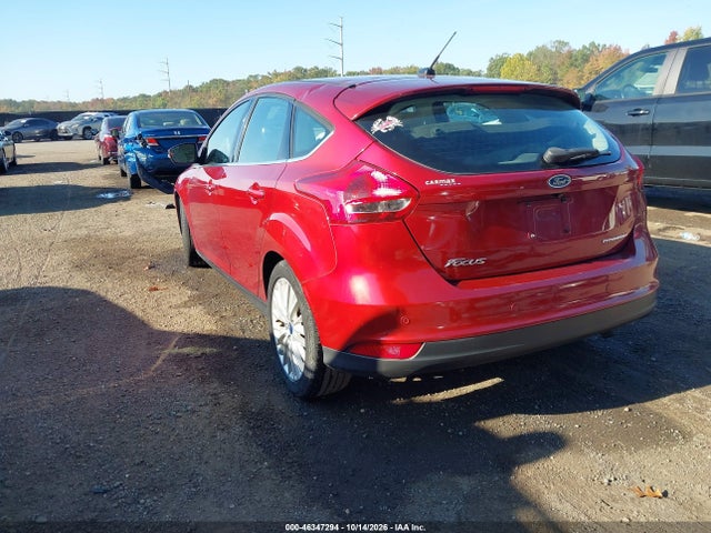Продажа на аукционе авто 2016 Ford Focus Titanium, vin: 1FADP3N20GL330504, номер лота: 46347294