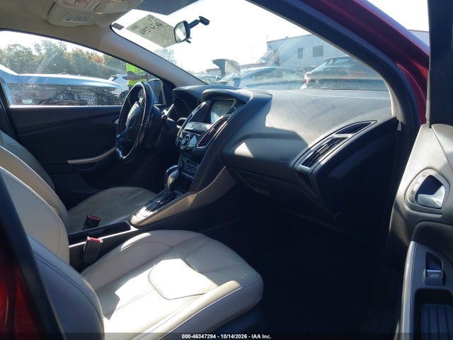 Продажа на аукционе авто 2016 Ford Focus Titanium, vin: 1FADP3N20GL330504, номер лота: 46347294