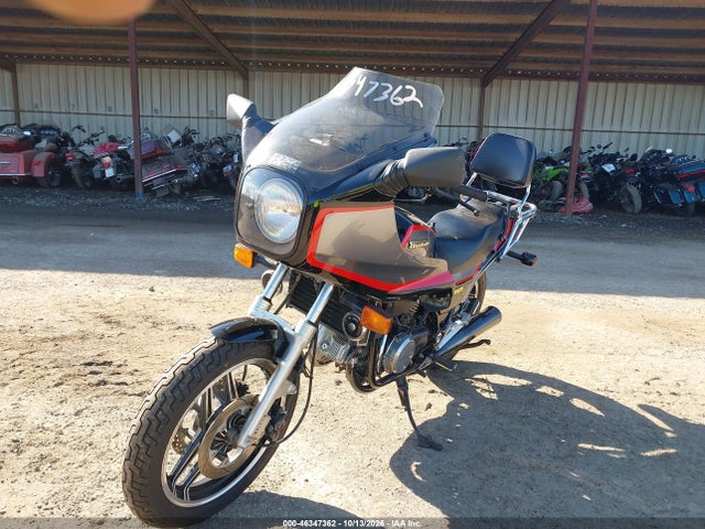 Продажа на аукционе авто 1985 Honda Vf700 S, vin: JH2RC2201FM101435, номер лота: 46347362