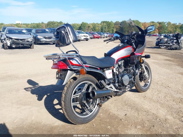 Продажа на аукционе авто 1985 Honda Vf700 S, vin: JH2RC2201FM101435, номер лота: 46347362