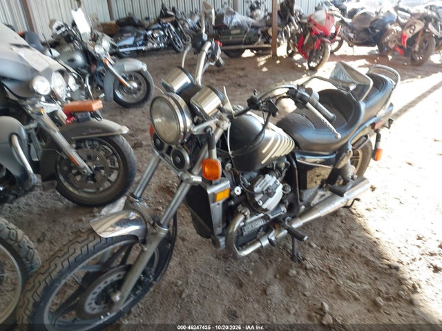 46347435 :رقم المزاد ، JH2RC1100DM008740 vin ، 1983 Honda Cx650 C مزاد بيع