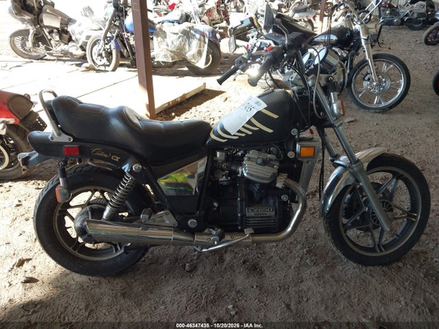 46347435 :رقم المزاد ، JH2RC1100DM008740 vin ، 1983 Honda Cx650 C مزاد بيع