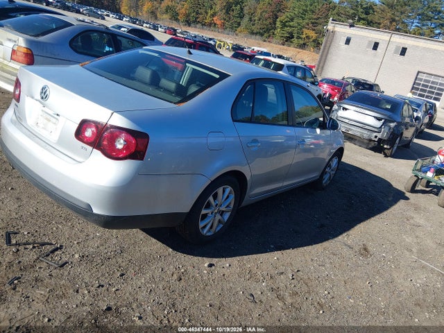 2010 Volkswagen Jetta Limited Edition მანქანა იყიდება აუქციონზე, vin: 3VWAZ7AJ9AM076550, აუქციონის ნომერი: 46347444