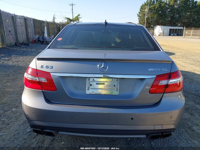 46347453 :رقم المزاد ، WDDHF7HB5AA127067 vin ، 2010 Mercedes-benz E 63 Amg مزاد بيع