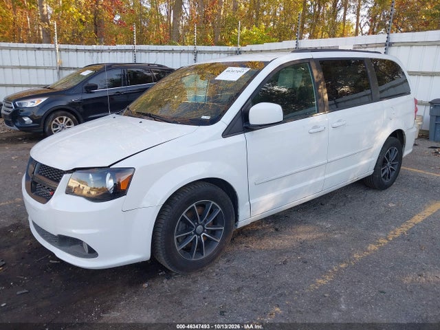 2017 Dodge Grand Caravan Gt მანქანა იყიდება აუქციონზე, vin: 2C4RDGEG5HR596704, აუქციონის ნომერი: 46347493
