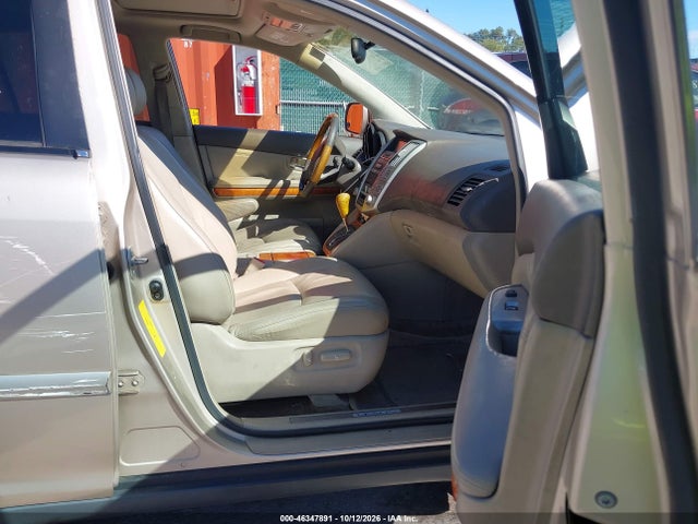 46347891 :رقم المزاد ، 2T2HA31U34C030068 vin ، 2004 Lexus Rx 330 مزاد بيع