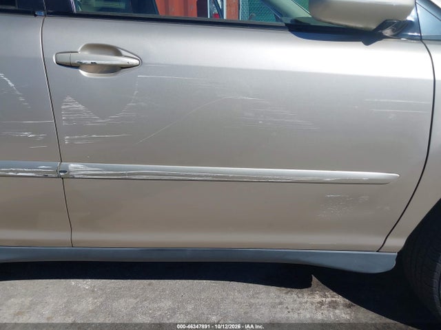 46347891 :رقم المزاد ، 2T2HA31U34C030068 vin ، 2004 Lexus Rx 330 مزاد بيع