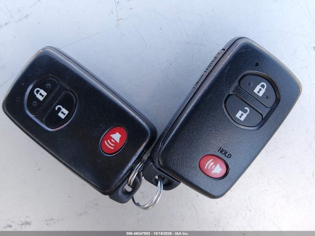 Продаж на аукціоні авто 2014 Toyota Prius Two, vin: JTDKN3DU0E1755336, номер лоту: 46347902