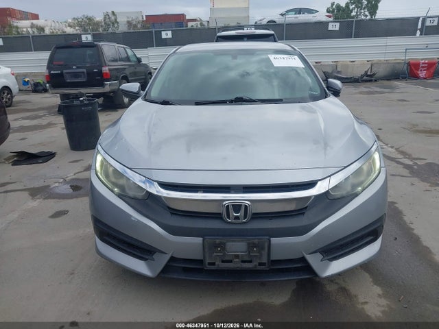 Продажа на аукционе авто 2016 Honda Civic Lx, vin: 2HGFC2F55GH512442, номер лота: 46347951