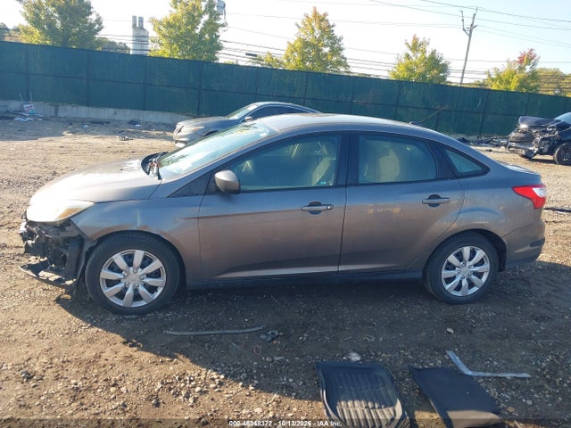 46348372 :رقم المزاد ، 1FAHP3F27CL149524 vin ، 2012 Ford Focus Se مزاد بيع