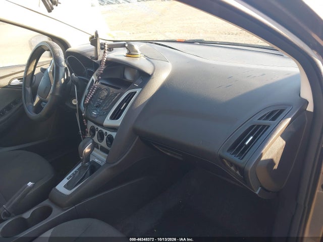 46348372 :رقم المزاد ، 1FAHP3F27CL149524 vin ، 2012 Ford Focus Se مزاد بيع