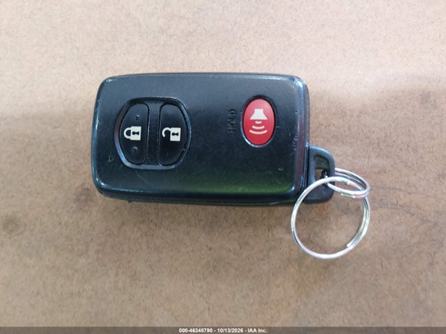 Продаж на аукціоні авто 2014 Toyota Prius Three, vin: JTDKN3DU0E1773707, номер лоту: 46348790