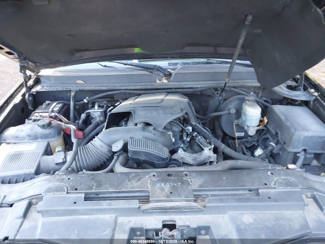 46348898 :رقم المزاد ، 1GNUKCE01AR108122 vin ، 2010 Chevrolet Tahoe Ltz مزاد بيع
