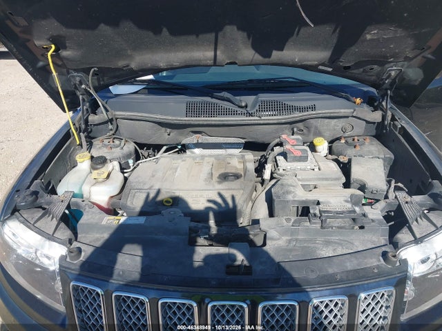 46348949 :رقم المزاد ، 1C4NJDEB4FD216293 vin ، 2015 Jeep Compass Latitude مزاد بيع