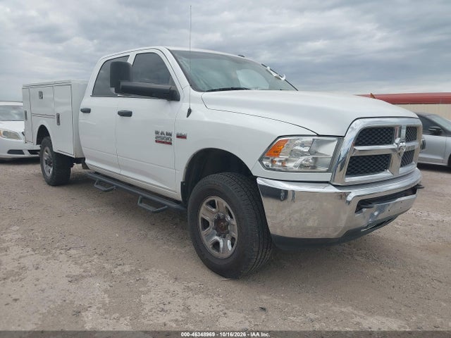 Продаж на аукціоні авто 2018 Ram 2500 Tradesman  4x4 8' Box, vin: 3C6UR5HJ9JG358767, номер лоту: 46348969